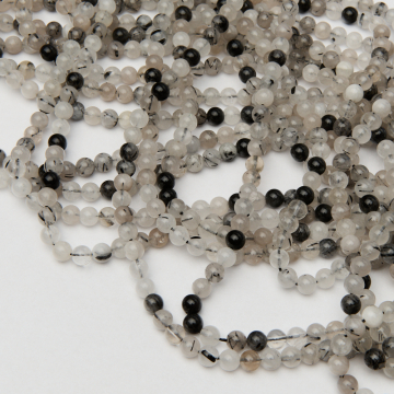 Kryształ górski z czarnym turmalinem kulka gładka 6,5mm