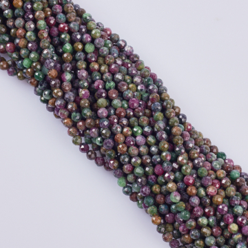 Szmaragd z rubinem kulka fasetowana 4mm Szmaragd z rubinem kulka fasetowana 4mm