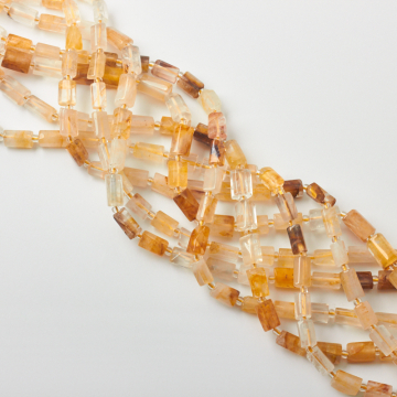 Kryształ z rutylem słupek ciosany 9x5,5mm