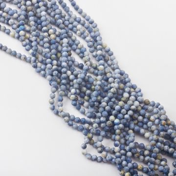 Koral niebieski kulka fasetowana 4mm