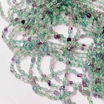 Fluoryt bryłka nieregularna 4x6mm