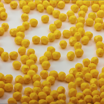 Fire-Polish Opaque Yellow (83120)  6mm