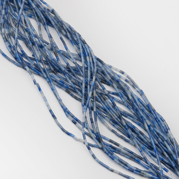 Niebieski awenturyn słupek gładki 2x4,5mm