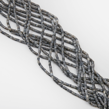 Larvikit krążek gładki matowy 4x4mm