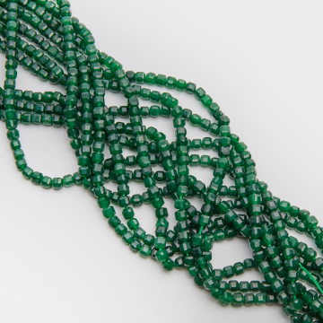 Agat zielony kostka fasetowana 5mm