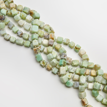 Chryzopraz kostka nieregularna 10x10mm