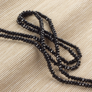 Czarny spinel oponka fasetowana 4x3mm