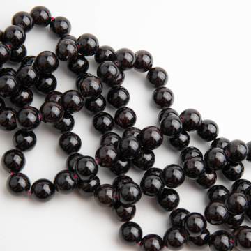 Granat kulka gładka 10mm