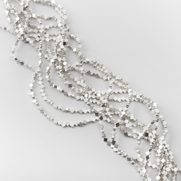 Hematyt przekładka koniczyna marokańska light silver mat 4mm