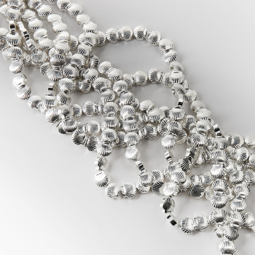 Hematyt przekładka muszelka light silver 8mm