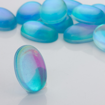 Kaboszon ze szkła kryształowego owal niebieski 30x20mm
