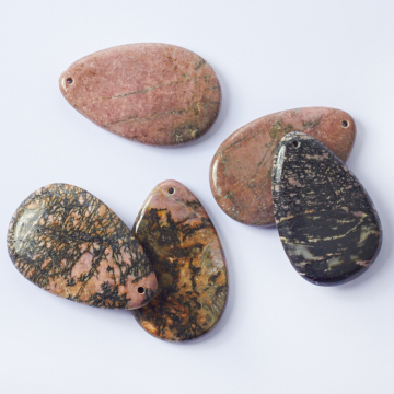 Rodonit zawieszka łezka 45-55mm