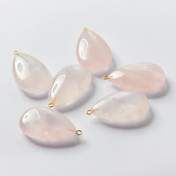 Kryształ górski różowy zawieszka łezka z krawatką 38mm