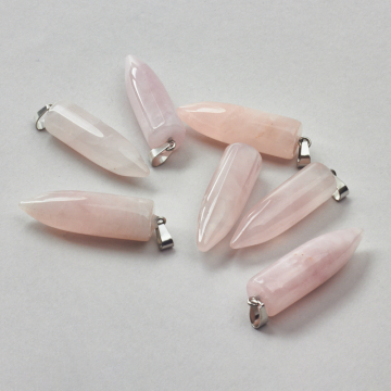 Różowy kryształ górski zawieszka grot okrągły 50mm