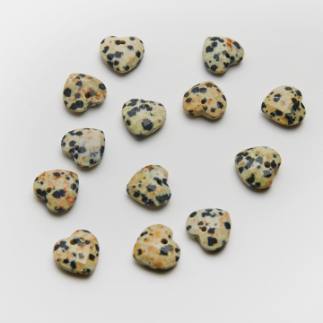 Jaspis dalmatyńczyk serce fasetowane zawieszka 11,5x12mm Jaspis dalmatyńczyk serce fasetowane zawieszka 11,5x12mm