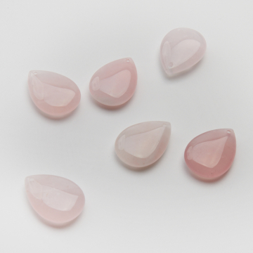 Kryształ górski różowy łezka gładka zawieszka 25x18mm