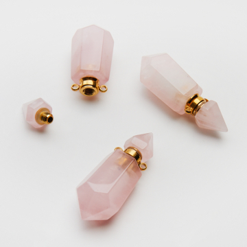 Zawieszka perfumetka z kryształu górskiego różowego odkręcana 40mm