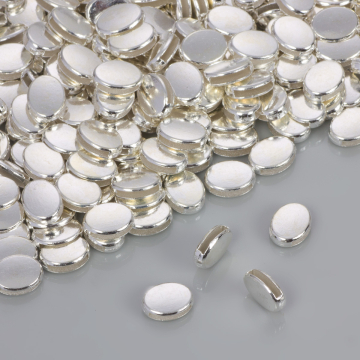 Owalna przekładka w srebrnym kolorze do rzemieni płaskich 10x7.5mm