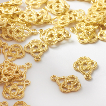 Metalowa zawieszka zaplatana 17mm