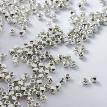 Koraliki metalowe kostki ścięte 3mm