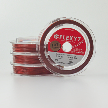 Miękka linka japońska siedmiostrunowa powlekana czerwona 0,36mm