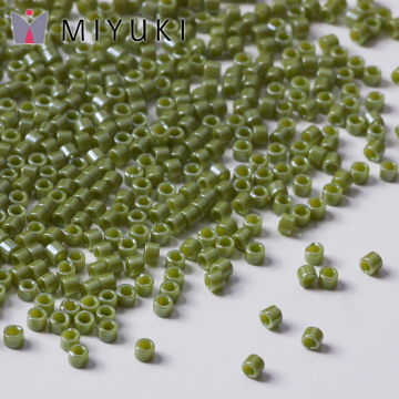 Koraliki Miyuki Delica 11/0 Opaque Cactus Luster