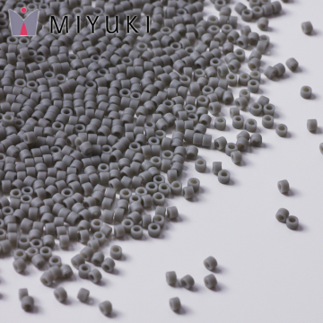 Koraliki Miyuki Delica 11/0 Opaque Grey Matte