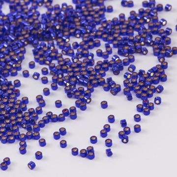 Koraliki Miyuki Delica 11/0 Dyed Silver Lined Violet 11/0