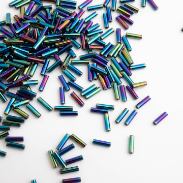 Koraliki Miyuki Bugles 2(6mm) Blue Ir Variegated