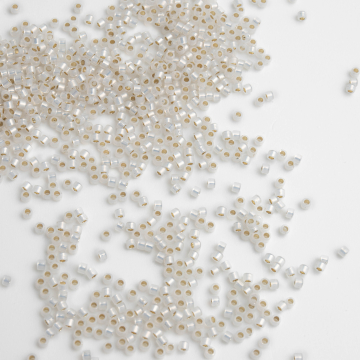 Koraliki Miyuki Delica 11/0 Gilt Lined White Opaque