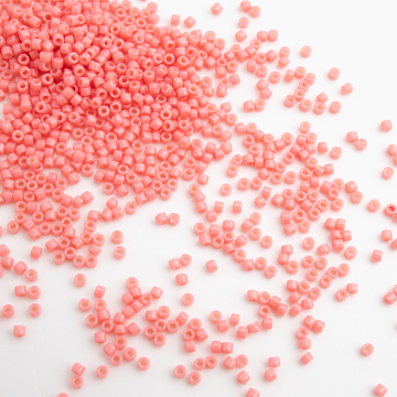 Koraliki Miyuki Delica 11/0 Duracoat Opaque Guava