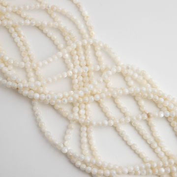 Masa perłowa kulki ecru 4mm