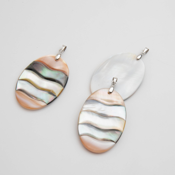 Zawieszka z muszli Paua owal 52x30mm