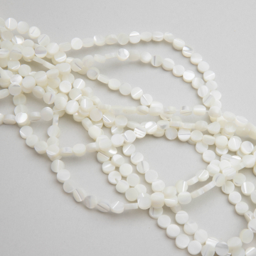 Masa perłowa opalizująca krążek biały 6mm