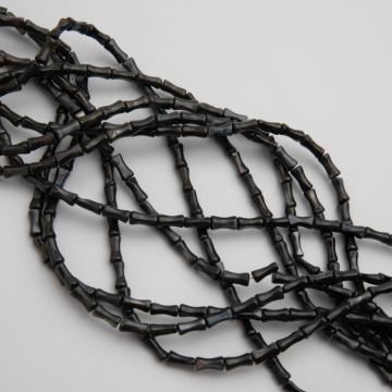 Masa perłowa kosteczki grafitowe 4x8mm