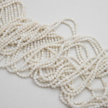 Masa perłowa kulka fasetowana biała 3mm