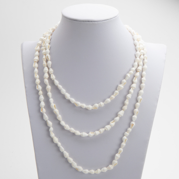 Muszla biała naszyjnik 150cm