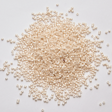 Koraliki Matsuno 11/0 Opaque Beige