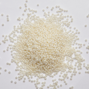 Koraliki NihBeads 12/0 Opaque – Lustered Cream