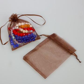 Woreczki z organzy brązowe 10x12cm