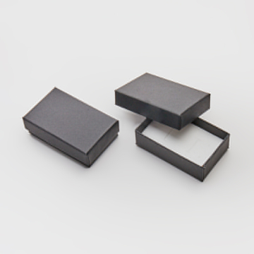 Pudełko do biżuterii czarne 5x8x2,5cm