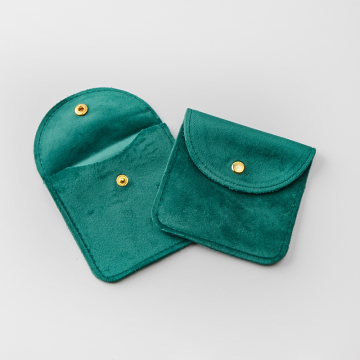 Ozdobna kieszonka welurowa zielona 10x10cm