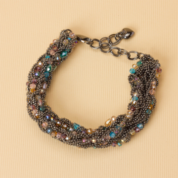 Bransoletka z drobnych łańcuszków z kryształkami 20-25cm