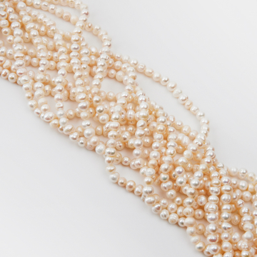 Perły naturalne potato hodowlane 4,5-5mm Perły naturalne potato hodowlane 4,5-5mm