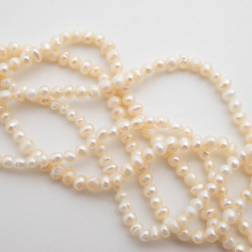 Perły hodowlane słodkowodne potato 2,5mm