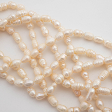 Perły hodowlane słodkowodne rice 6-7mm - na sznurze