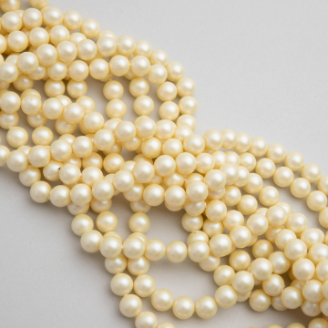 Perły ceramiczne kulki satynowe waniliowe 8mm