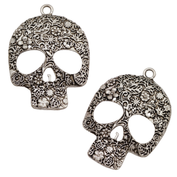 Zawieszka czaszka w kwiaty koloru srebrnego 37x50mm