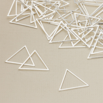 Baza metalowa trójkąt 21x24mm