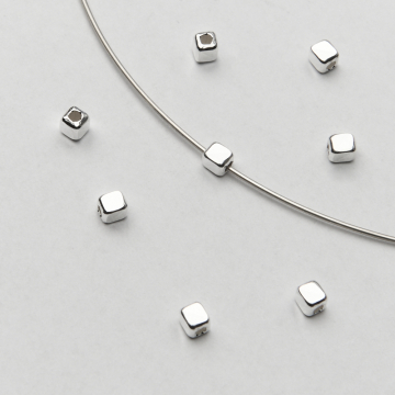 Srebrne przedkładki kostki zacinane trójkąty AG925 3mm